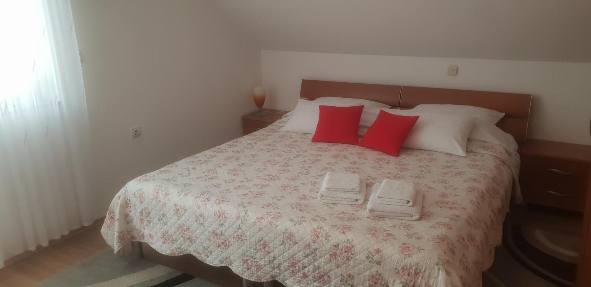 Apartments Mise Ogulin Zewnętrze zdjęcie