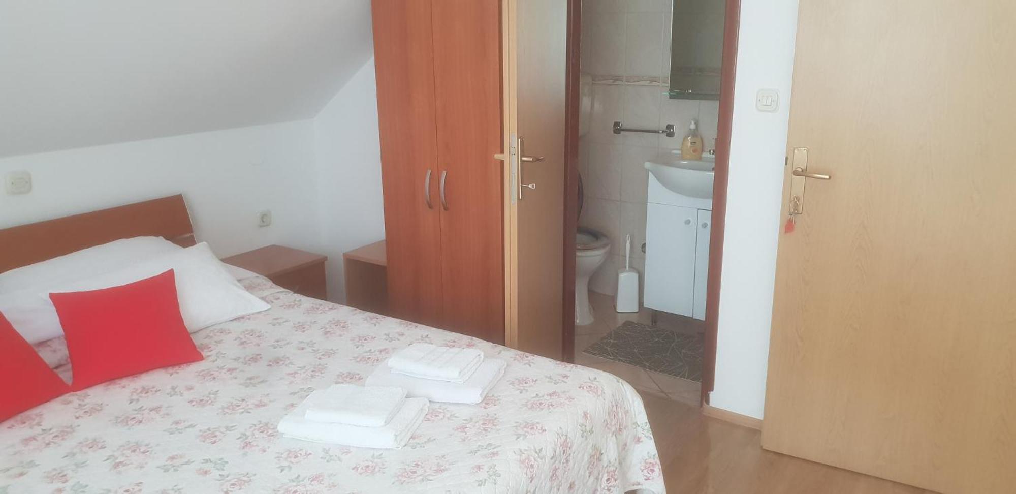 Apartments Mise Ogulin Zewnętrze zdjęcie