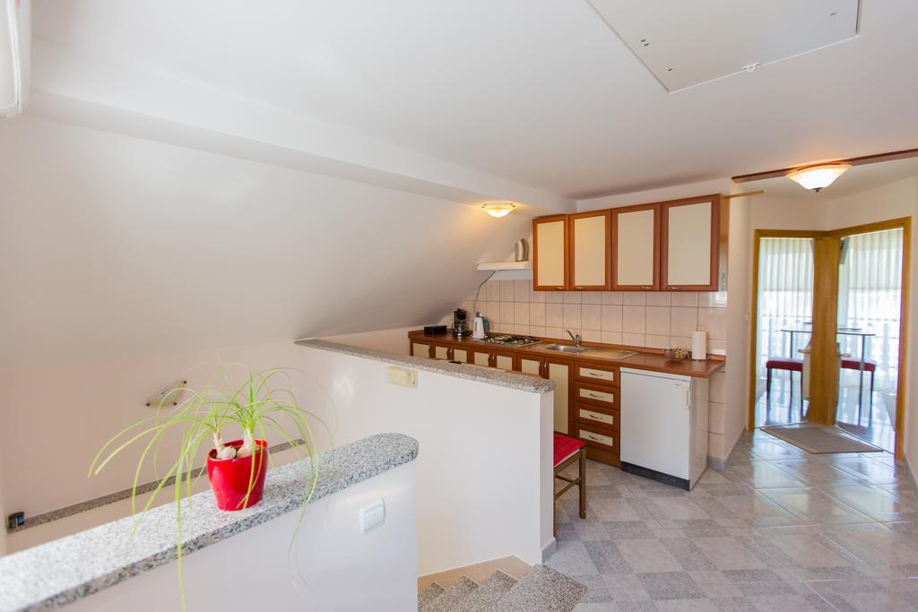 Apartments Mise Ogulin Zewnętrze zdjęcie