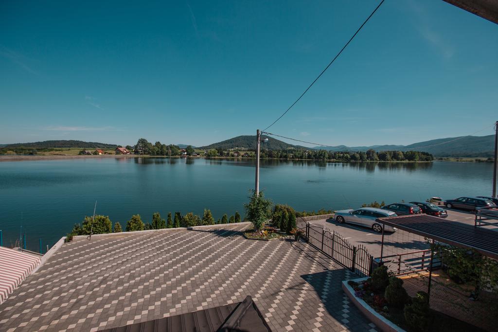 Apartments Mise Ogulin Zewnętrze zdjęcie