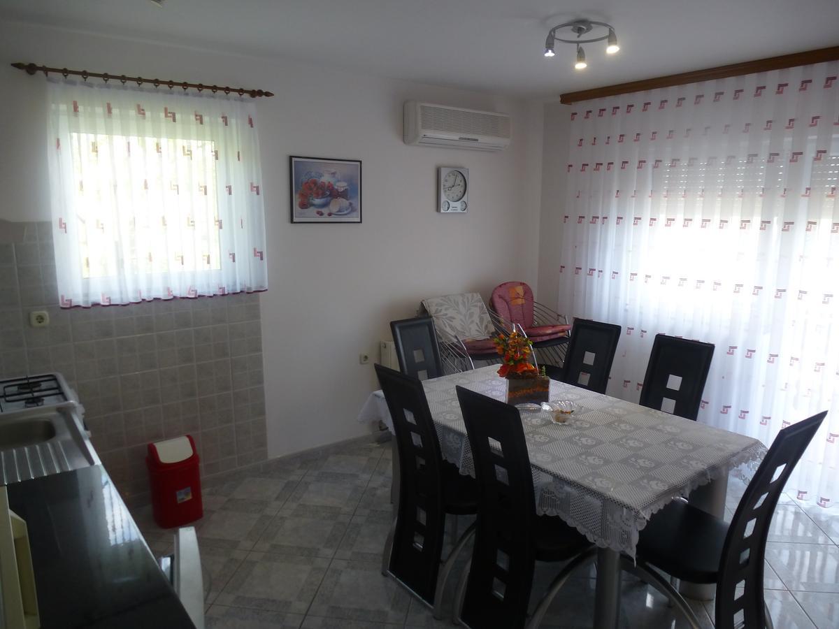 Apartments Mise Ogulin Zewnętrze zdjęcie
